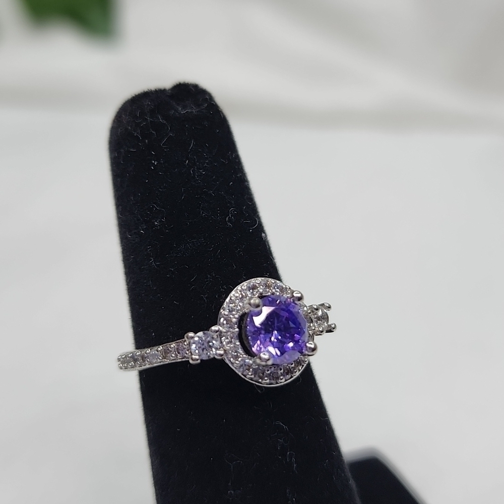 LAB CREATED ALEXANDRITE RING - Picture 3 of 10
